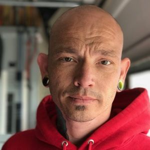 Meet your Posher, Christopher